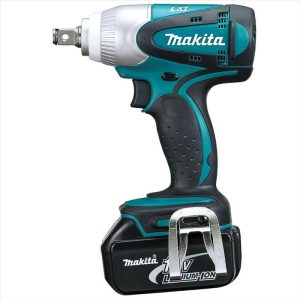 MAKITA Mobile Impact Wrench, 18V Li-Ion, 2 X 3.0Ah Batteries, Charg